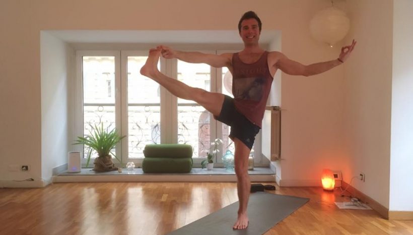 Hatha Vinyasa Yoga – Community Class Hatha Vinyasa Yoga – Community Class